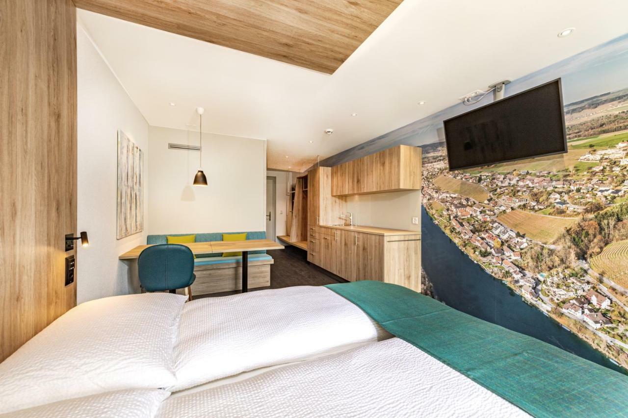 Hotel Sleep&Stay - Self Check-In Eglisau Luaran gambar